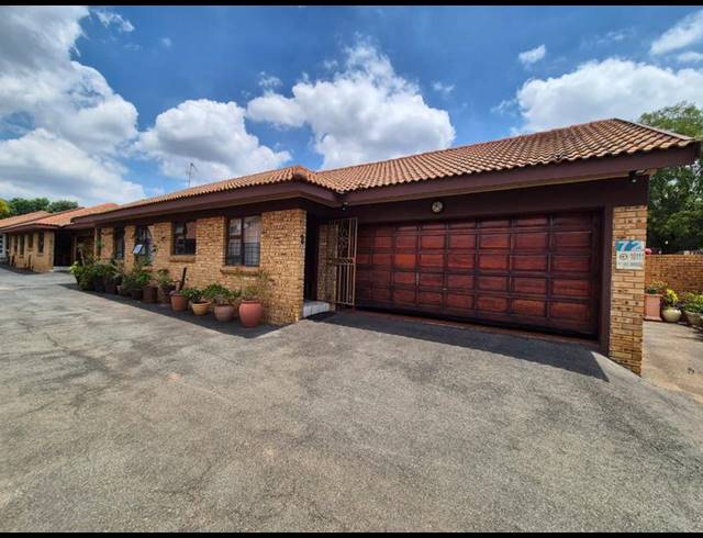 3 BEDROOM CLUSTER FOR SALE IN NEW REDRUTH